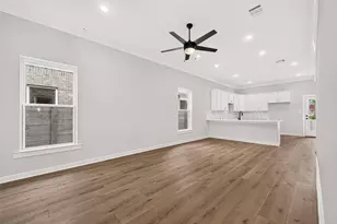 11219 Moccasin Dr, Montgomery, TX 77316 - Photo 7