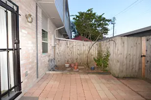 3729 Wakeforest St, Houston, TX 77098 - Photo 25