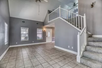 210 W Bell Street, Fayetteville, TX 78940 - Photo 5