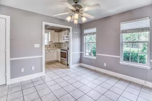 210 W Bell St, Fayetteville, TX 78940 - Photo 11