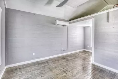 210 W Bell Street, Fayetteville, TX 78940 - Photo 21