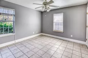 210 W Bell St, Fayetteville, TX 78940 - Photo 11
