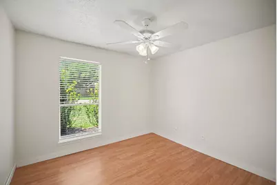 10926 Collingswood Drive, La Porte, TX 77571 - Photo 21