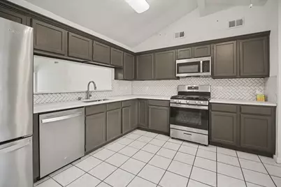 10926 Collingswood Drive, La Porte, TX 77571 - Photo 11