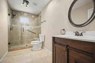 10926 Collingswood Dr, La Porte, TX 77571 - Photo 17