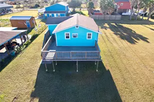 1061 N Sage Rd, Port Bolivar, TX 77650 - Photo 7