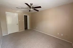 12625 Memorial Dr, Houston, TX 77024 - Photo 19