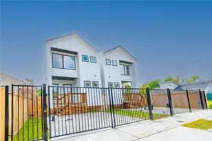 3212 Retta St, Houston, TX 77026 - Photo 9