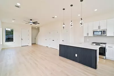 3212 Retta Street, Houston, TX 77026 - Photo 1