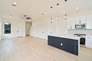 3212 Retta St, Houston, TX 77026 - Photo 1