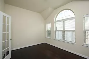 34 Estherwood Pl, The Woodlands, TX 77354 - Photo 7
