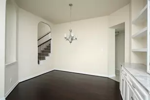 34 Estherwood Pl, The Woodlands, TX 77354 - Photo 5