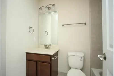 34 Estherwood Place, The Woodlands, TX 77354 - Photo 19