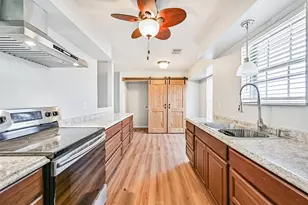 13013 S Sayko St, Santa Fe, TX 77510 - Photo 11