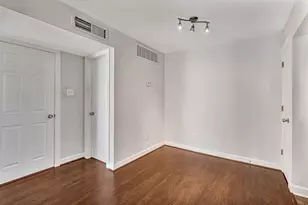 2800 Jeanetta St, Houston, TX 77063 - Photo 11