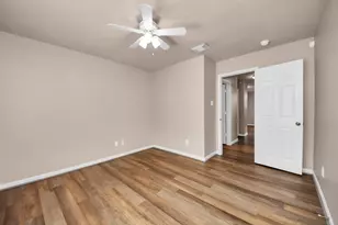 1818 Fergus Park Ct, Houston, TX 77047 - Photo 17