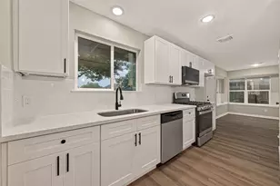 4170 S Presidents Dr S, Houston, TX 77047 - Photo 13