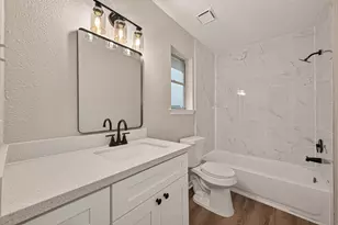 4170 S Presidents Dr S, Houston, TX 77047 - Photo 31