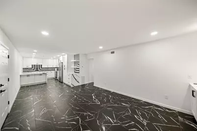 2101 Fountain View Drive #25C, Houston, TX 77057 - Photo 3