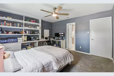 1011 Fountain View Drive, Houston, TX 77057 - Photo 15