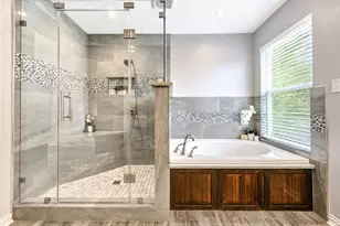 3010 E Legends Bend Dr, Spring, TX 77386 - Photo 19