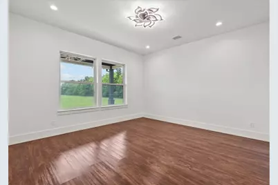 3237 Harkey Rd, Pearland, TX 77584 - Photo 19