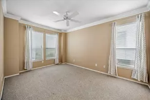 1624 W 25th St, Houston, TX 77008 - Photo 11