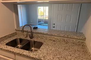 10555 Turtlewood Ct, Houston, TX 77072 - Photo 9