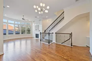 1515 Hyde Park Blvd, Houston, TX 77006 - Photo 1