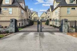 5624 Dolores St, Houston, TX 77057 - Photo 41