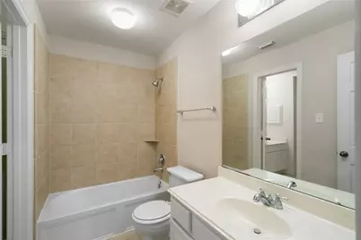 43 N Scribewood Circle, The Woodlands, TX 77382 - Photo 35