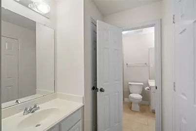 43 N Scribewood Circle, The Woodlands, TX 77382 - Photo 33