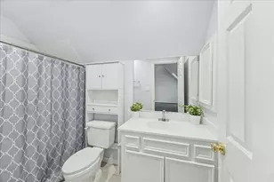 3660 Timberside Cir Dr, Houston, TX 77025 - Photo 15