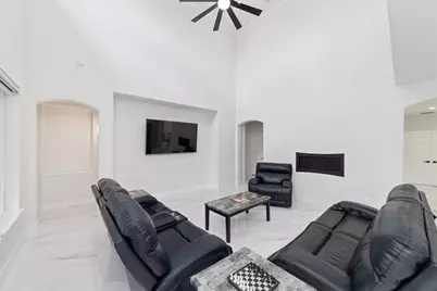 10910 Kirker Lane, Richmond, TX 77407 - Photo 15