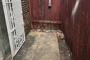 820 W Alabama St, Houston, TX 77006 - Photo 11