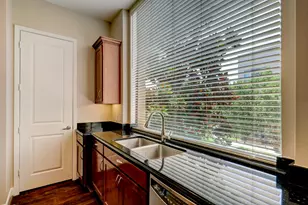 5202 Rose St, Houston, TX 77007 - Photo 15