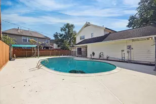 11534 Cypresswood Dr, Houston, TX 77070 - Photo 33