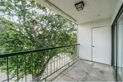 2822 S Bartell Drive #32, Houston, TX 77054 - Photo 11