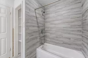 708 Fowler St, Houston, TX 77007 - Photo 17