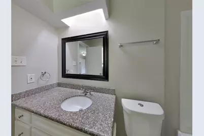 7506 Lemon Tree Circle, Houston, TX 77088 - Photo 11
