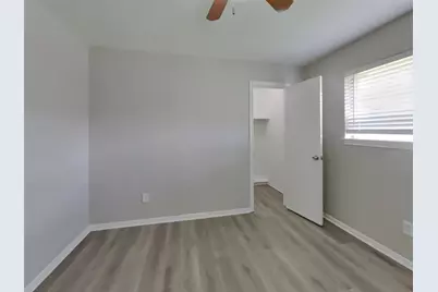 7506 Lemon Tree Circle, Houston, TX 77088 - Photo 15