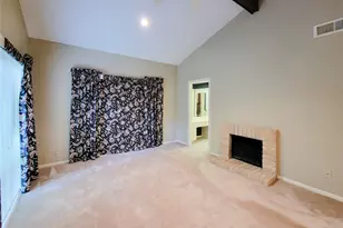 11711 Memorial Dr, Houston, TX 77024 - Photo 15