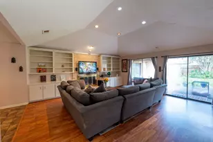 7926 Quail Meadow Dr, Houston, TX 77071 - Photo 13
