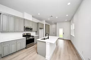 4338 Avron Dr, Stafford, TX 77477 - Photo 13