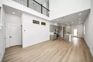 4338 Avron Dr, Stafford, TX 77477 - Photo 9