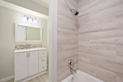 9809 Condor Drive, Conroe, TX 77385 - Photo 13