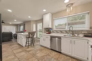 12110 Essenbruk Dr, Houston, TX 77066 - Photo 15
