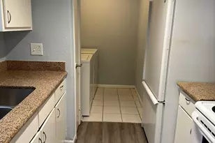 2800 Jeanetta St, Houston, TX 77063 - Photo 7