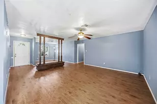 6929 Hoffman St, Houston, TX 77028 - Photo 7