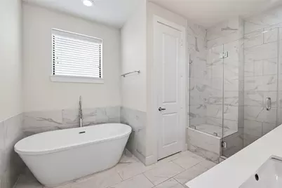 3413 Kensington Yellow Place, Houston, TX 77008 - Photo 17